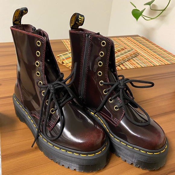 SOLD - Picture 6 of 9